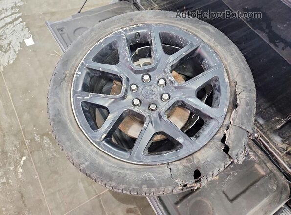 1C6SRFJT1NN458612 2022 RAM 1500 Gray Շարժիչի բաժամունքի տեսք