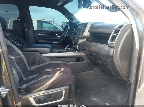 1C6SRFJT2LN188481 2020 RAM 1500 Gray Вид салону спереду