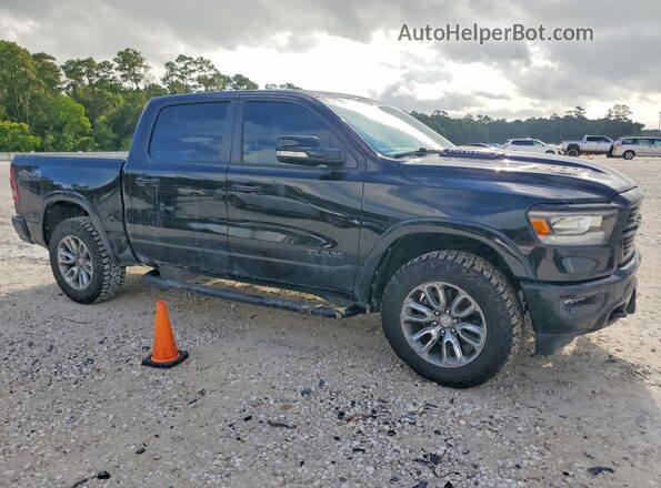 1C6SRFJT2MN581558 2021 RAM 1500 Черный Передняя правая четверть