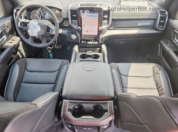 1C6SRFJT2TN266774 2026 RAM 1500 White Dashboard view