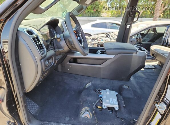 1C6SRFJT2TN282585 2026 RAM 1500 Черный 