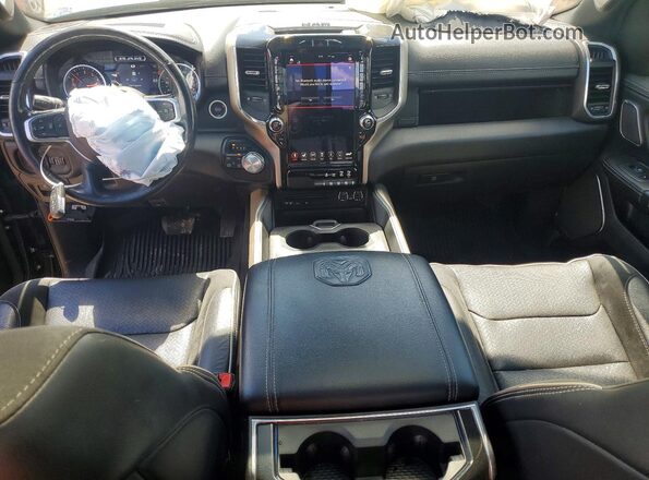 1C6SRFJT3KN708671 2019 RAM 1500 Черный Вид панели приборов