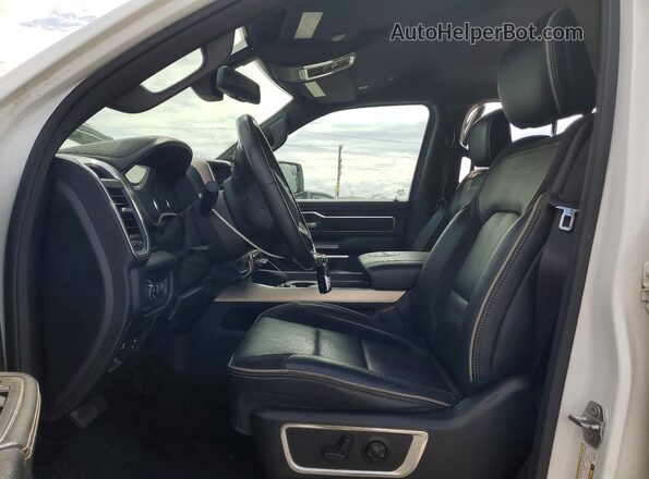 1C6SRFJT3KN823139 2019 RAM 1500 White Front interior view