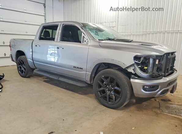 1C6SRFJT3PN500054 2023 RAM 1500 Серебряный Передняя правая четверть