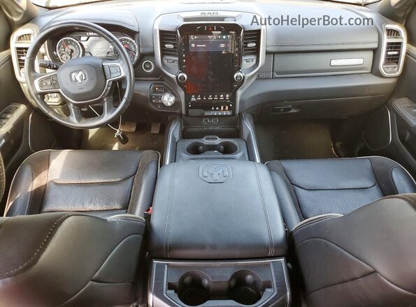 1C6SRFJT3PN577295 2023 RAM 1500 Blue Vista del salpicadero