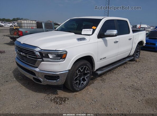 1C6SRFJT4LN325422 2020 RAM 1500 White წინა მარცხენა ხედი სამი მეოთხედიდან