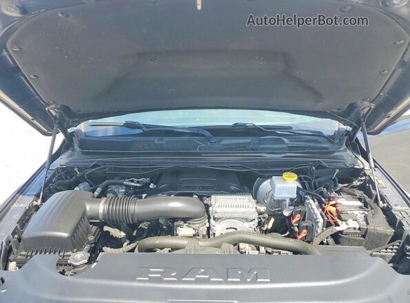 1C6SRFJT4LN418666 2020 RAM 1500 Black Սալոնի հետևի տեսք