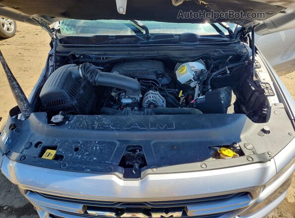 1C6SRFJT4NN323527 2022 RAM 1500 Silver უკანა სალონის ხედი