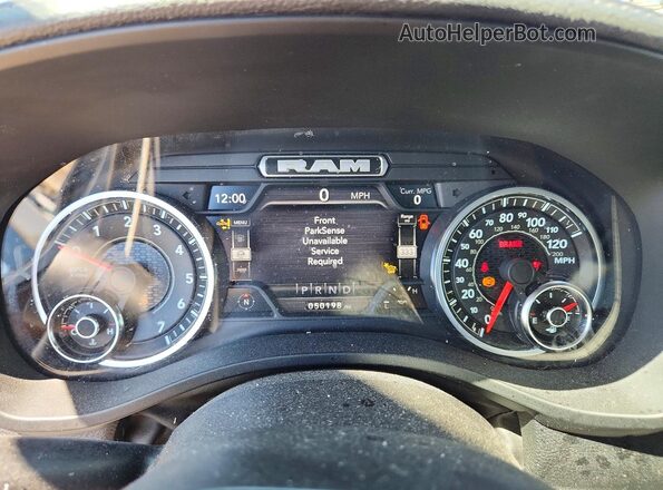 1C6SRFJT4NN323527 2022 RAM 1500 Silver ხელსაწყოთა პანელის ხედი