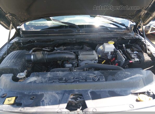 1C6SRFJT5LN368733 2020 RAM 1500 Black Widok z tyłu