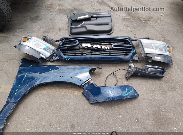 1C6SRFJT6LN178486 2020 RAM 1500 Blue Instrument cluster view