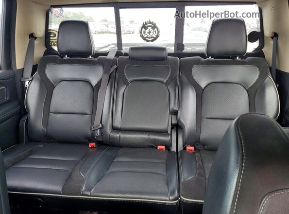 1C6SRFJT6MN507849 2021 RAM 1500 Gray Vista de los asientos traseros