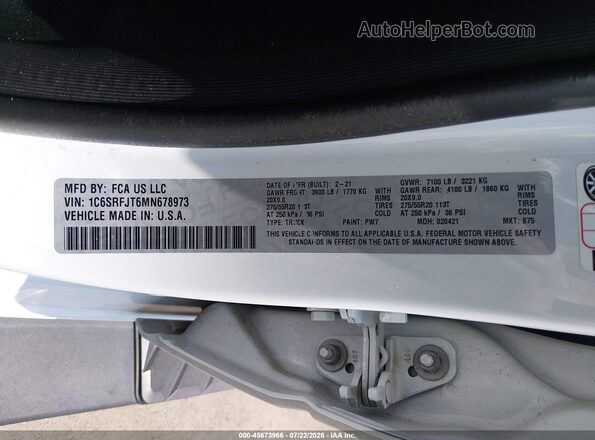 1C6SRFJT6MN678973 2021 RAM 1500 White Widok komory silnika