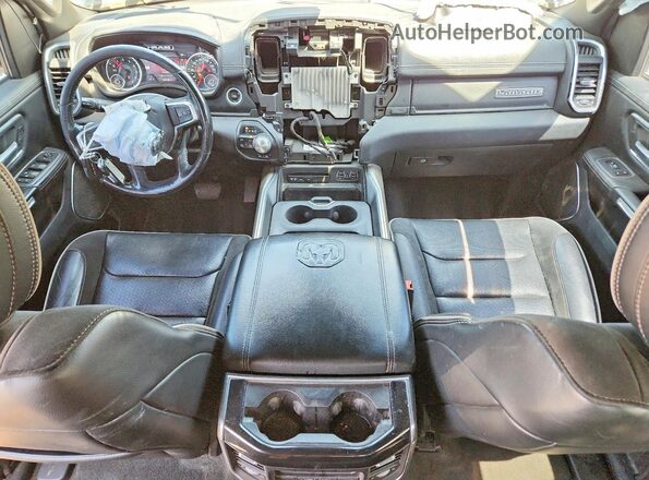 1C6SRFJT7KN920439 2019 RAM 1500 Black Vista del salpicadero