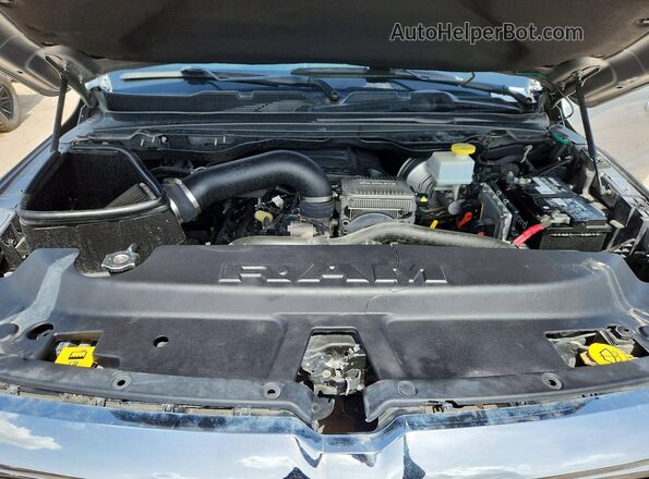 1C6SRFJT7MN650504 2021 RAM 1500 Серебряный Вид задней части салона