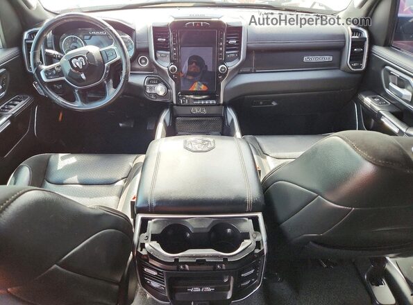 1C6SRFJT7MN650504 2021 RAM 1500 Серебряный Вид панели приборов