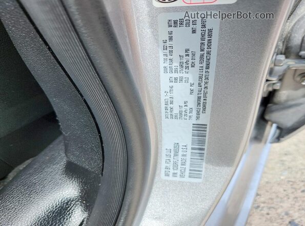 1C6SRFJT7MN650504 2021 RAM 1500 Серебряный Вид подкапотного пространства