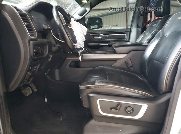1C6SRFJT7MN728828 2021 RAM 1500 White Widok wnętrza z przodu