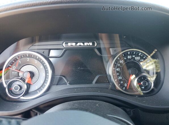 1C6SRFJT7PN522137 2023 RAM 1500 Черный Вид щитка приборов