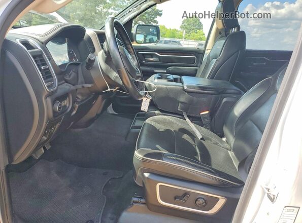1C6SRFJT8MN719250 2021 RAM 1500 White Front interior view