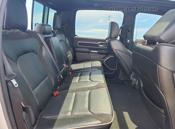 1C6SRFJT9PN583036 2023 RAM 1500 Белый Вид задних сидений