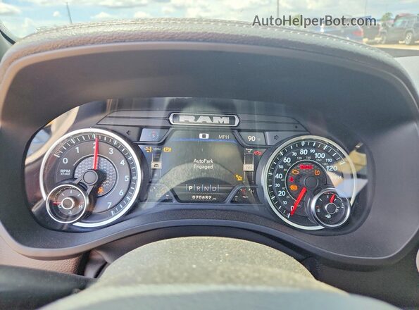 1C6SRFJT9PN583036 2023 RAM 1500 Белый Вид щитка приборов