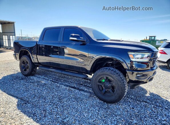 1C6SRFJTXNN130122 2022 RAM 1500 Черный Передняя правая четверть