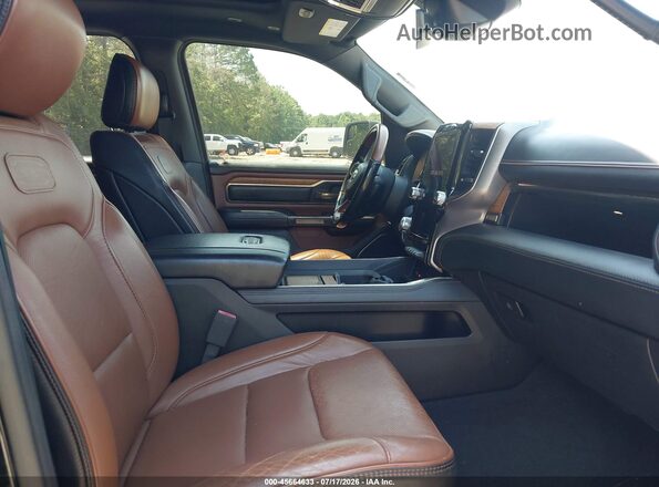 1C6SRFKT5KN728385 2019 RAM 1500 Black Widok wnętrza z przodu