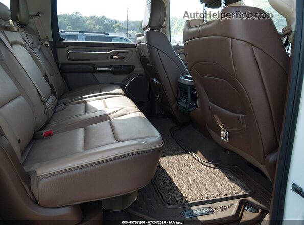 1C6SRFKT5KN898908 2019 RAM 1500 White Vista de la etiqueta del VIN