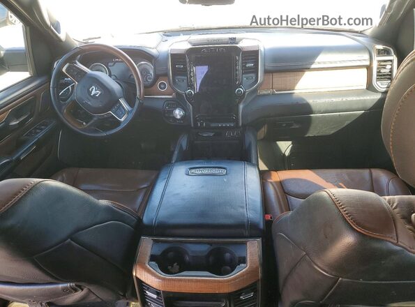 1C6SRFKT7NN138564 2022 RAM 1500 White Dashboard view