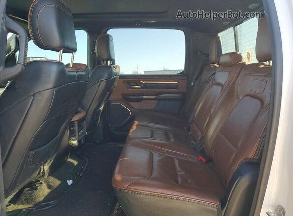 1C6SRFKT7NN138564 2022 RAM 1500 White Rear seats view