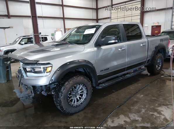1C6SRFLM7LN230892 2020 RAM 1500 Silver Vista tres cuartos delantera izquierda