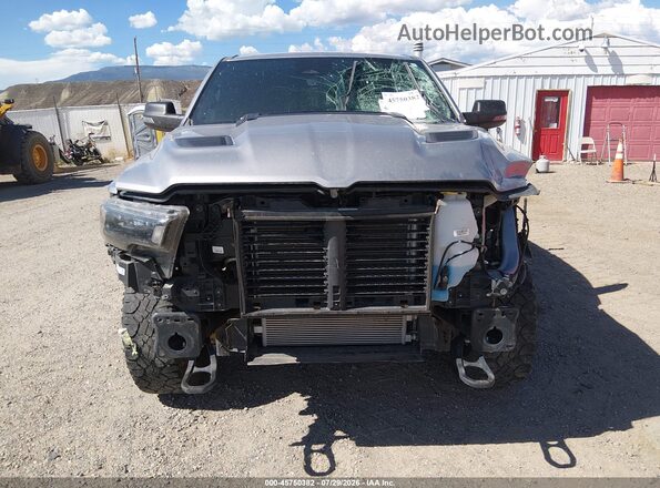 1C6SRFLP9SN549512 2025 RAM 1500 Gray Սարքավորումների վահանակի տեսք