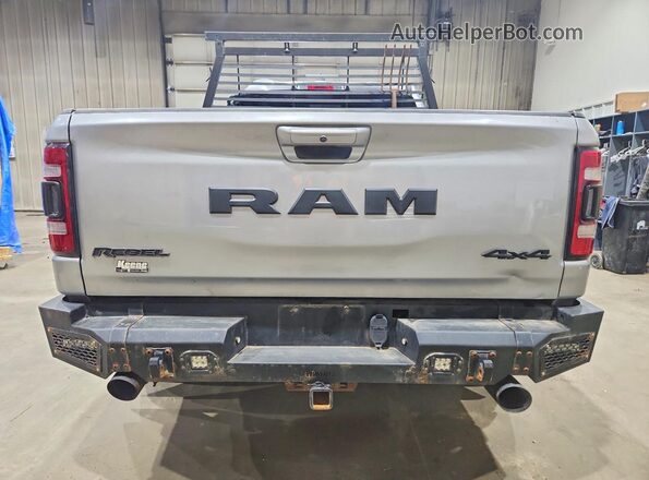 1C6SRFLT2KN541796 2019 RAM 1500 Silver Vista trasera
