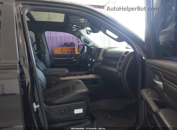 1C6SRFLT2KN763092 2019 RAM 1500 Black Вид салону спереду