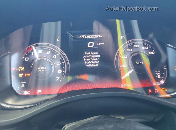 1C6SRFLTXRN128972 2024 RAM 1500 Black ხელსაწყოთა პანელის ხედი