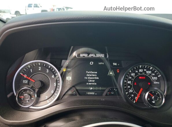 1C6SRFMP1SN632107 2025 RAM 1500 Белый Вид щитка приборов