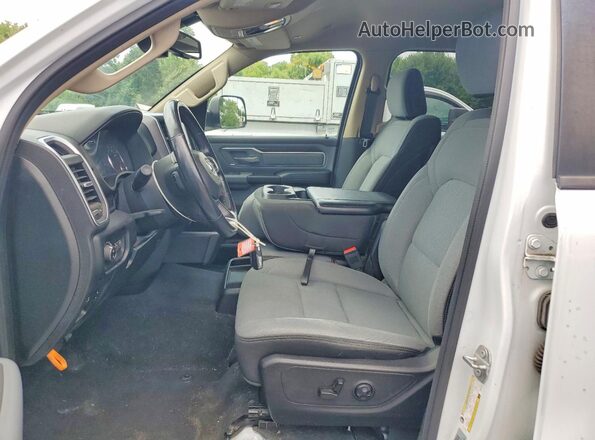 1C6SRFMT2KN665033 2019 RAM 1500 White Vista interior delantera