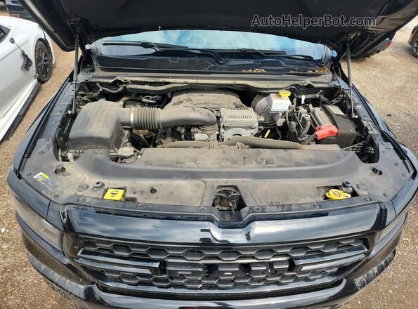 1C6SRFMT6RN228274 2024 RAM 1500 Black Vista interior trasera