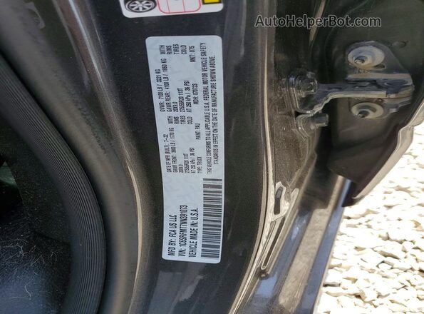 1C6SRFMT7NN391073 2022 RAM 1500 Charcoal Vista del compartimento del motor