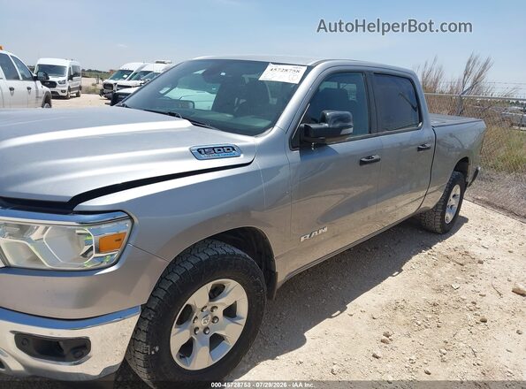 1C6SRFMT7PN593818 2023 RAM 1500 Silver Vista interior trasera