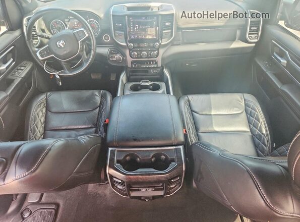 1C6SRFMT9MN819448 2021 RAM 1500 Gray Widok deski rozdzielczej