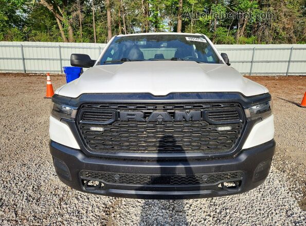 1C6SRFNP7SN545729 2025 RAM 1500 Белый Вид спереди