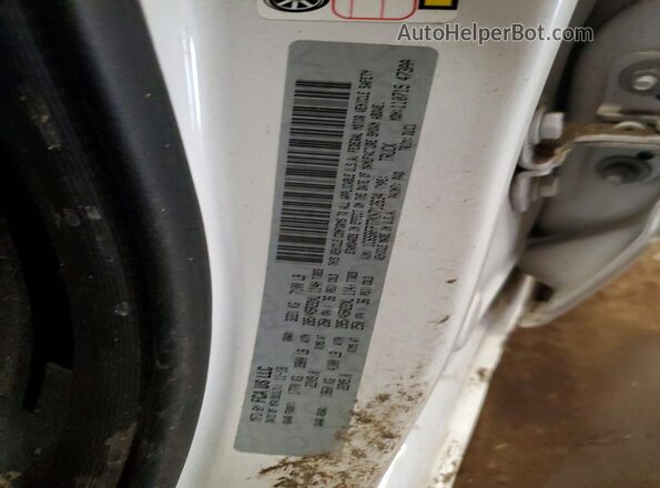 1C6SRFPT7KN712634 2019 RAM 1500 White Vista del compartimento del motor