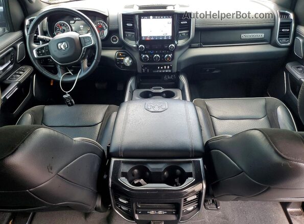 1C6SRFRT2NN342775 2022 RAM 1500 Black Dashboard view