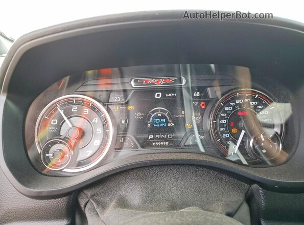 1C6SRFU93MN742645 2021 RAM 1500 Black Instrument cluster view