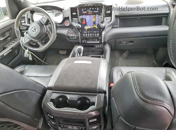 1C6SRFU93MN742645 2021 RAM 1500 Black Dashboard view