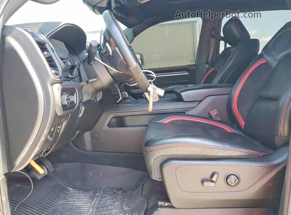 1C6SRFU96MN740520 2021 RAM 1500 Silver Vista interior delantera