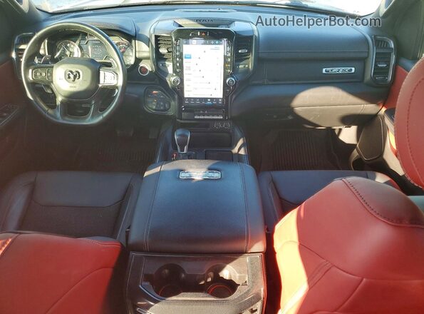 1C6SRFU9XNN413992 2022 RAM 1500 White Widok deski rozdzielczej