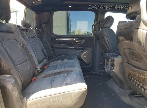 1C6SRFU9XRN201387 2024 RAM 1500 Синий Вид задних сидений